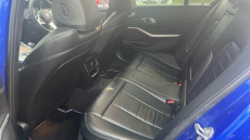 BMW 3 Series 330d xDrive M Sport 4dr Step Auto Diesel Saloon